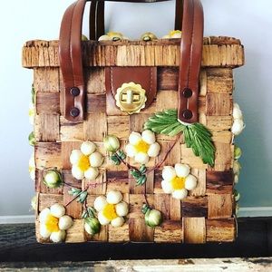 vintage flower woven hand bag